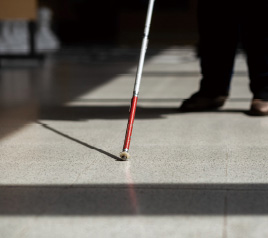 #3 입원수속 시 청각장애인과 의사소통의 어려움을 이유로 <br />보호자 등록을 거부하는 것은 장애인차별